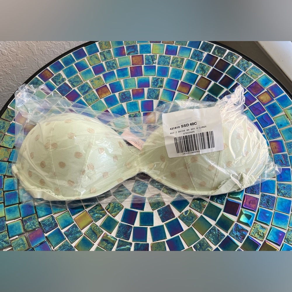 Victoria's Secret Sexy Tee Sheer Heritage Shimmer Dot Wireless Push-Up Bra.